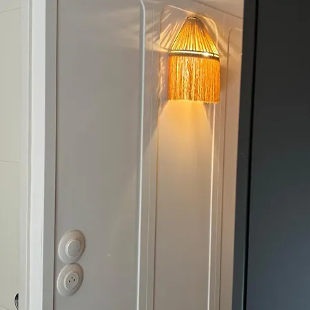 Duplex Moderne 2 Entre Et Commerces !