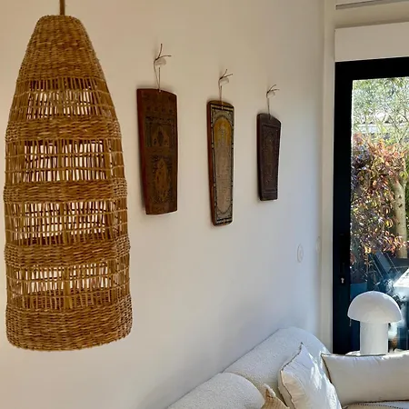 Duplex Moderne 2 Entre Et Commerces ! *