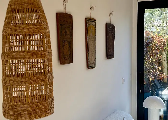 Duplex Moderne 2 Entre Et Commerces ! *